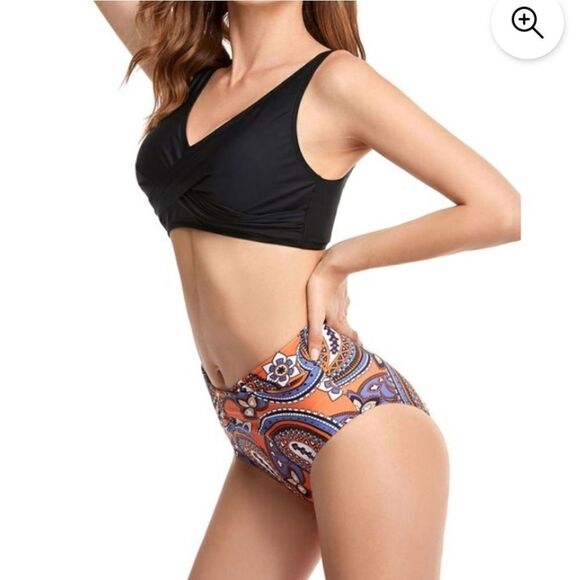 NWOT Coutexyi 2 Pcs Black V NeckTank Top Printed Triangle Bottom Size M - Picture 3 of 7